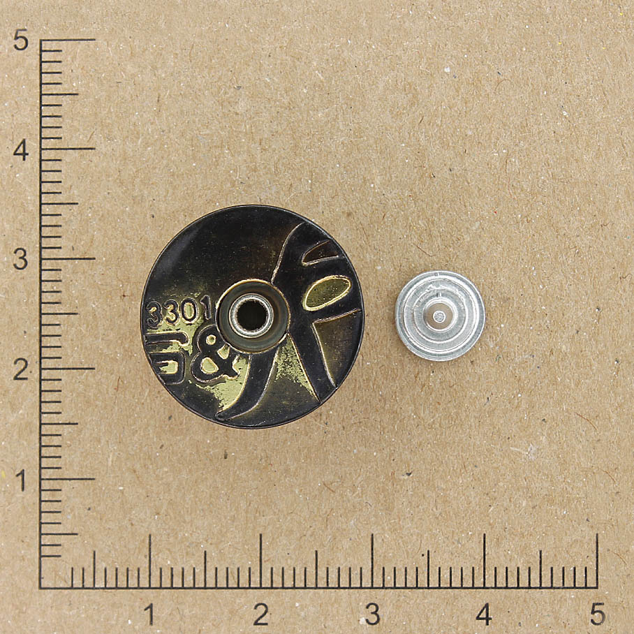 Buttons 3931